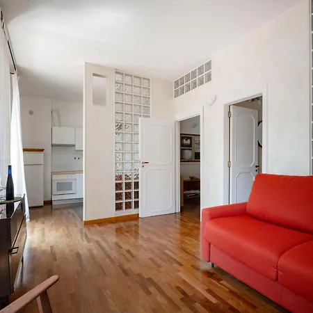 דירה Guesthost - Bright Balcony Flat In *