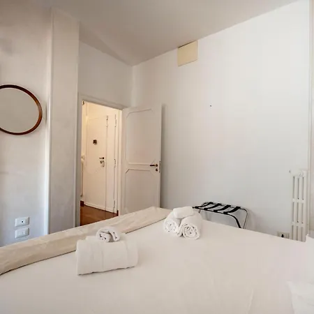 דירה Guesthost - Bright Balcony Flat In *