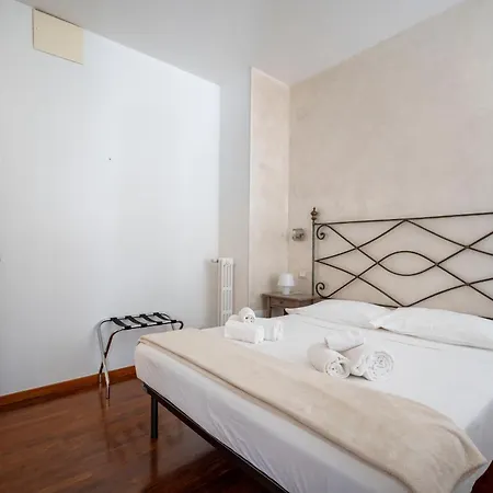 דירה Guesthost - Bright Balcony Flat In *